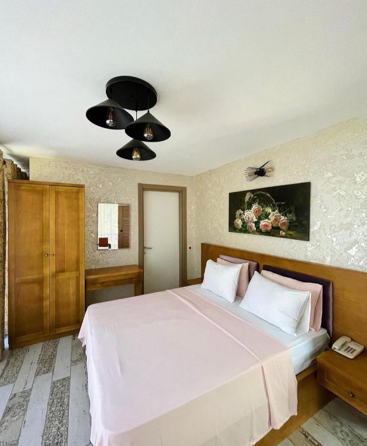 Ata Boutique Hotel Çeşme Exteriör bild