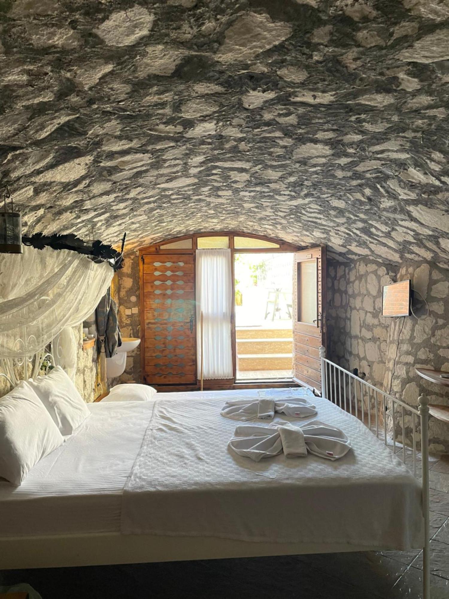 Ata Boutique Hotel Çeşme Exteriör bild