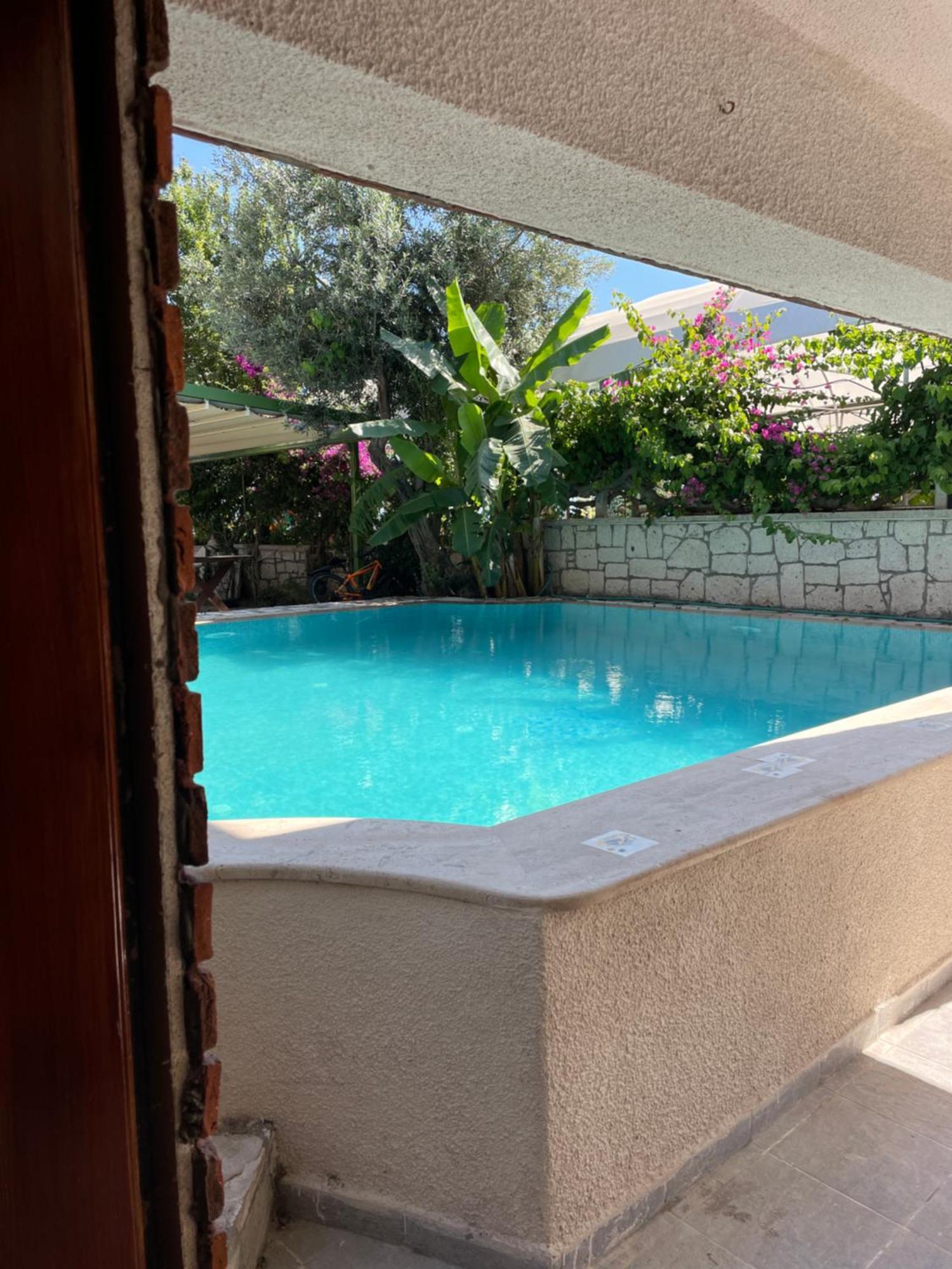 Ata Boutique Hotel Çeşme Exteriör bild